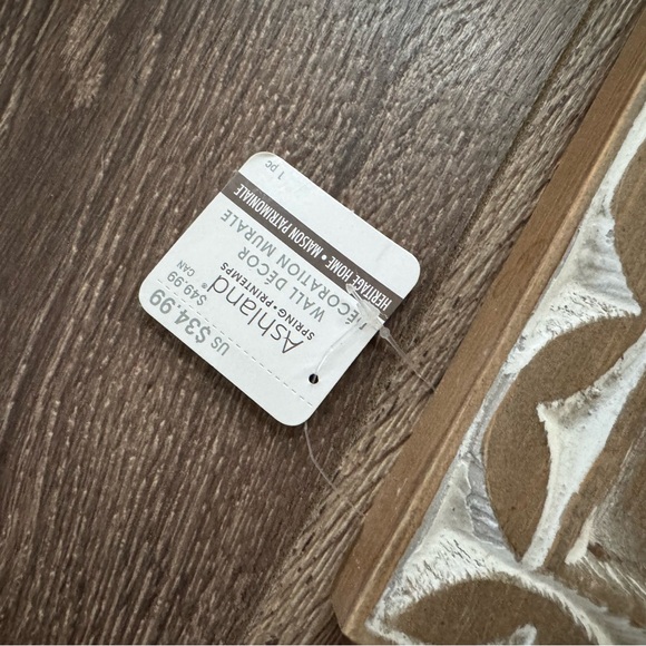 ⭐️NWT⭐️ Ashland Home Decor, Hobby Lobby, Rustic Brown White Wood Welcome Sign - Picture 3 of 3